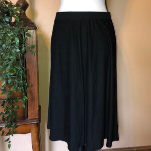 Laura Scott black midi skirt